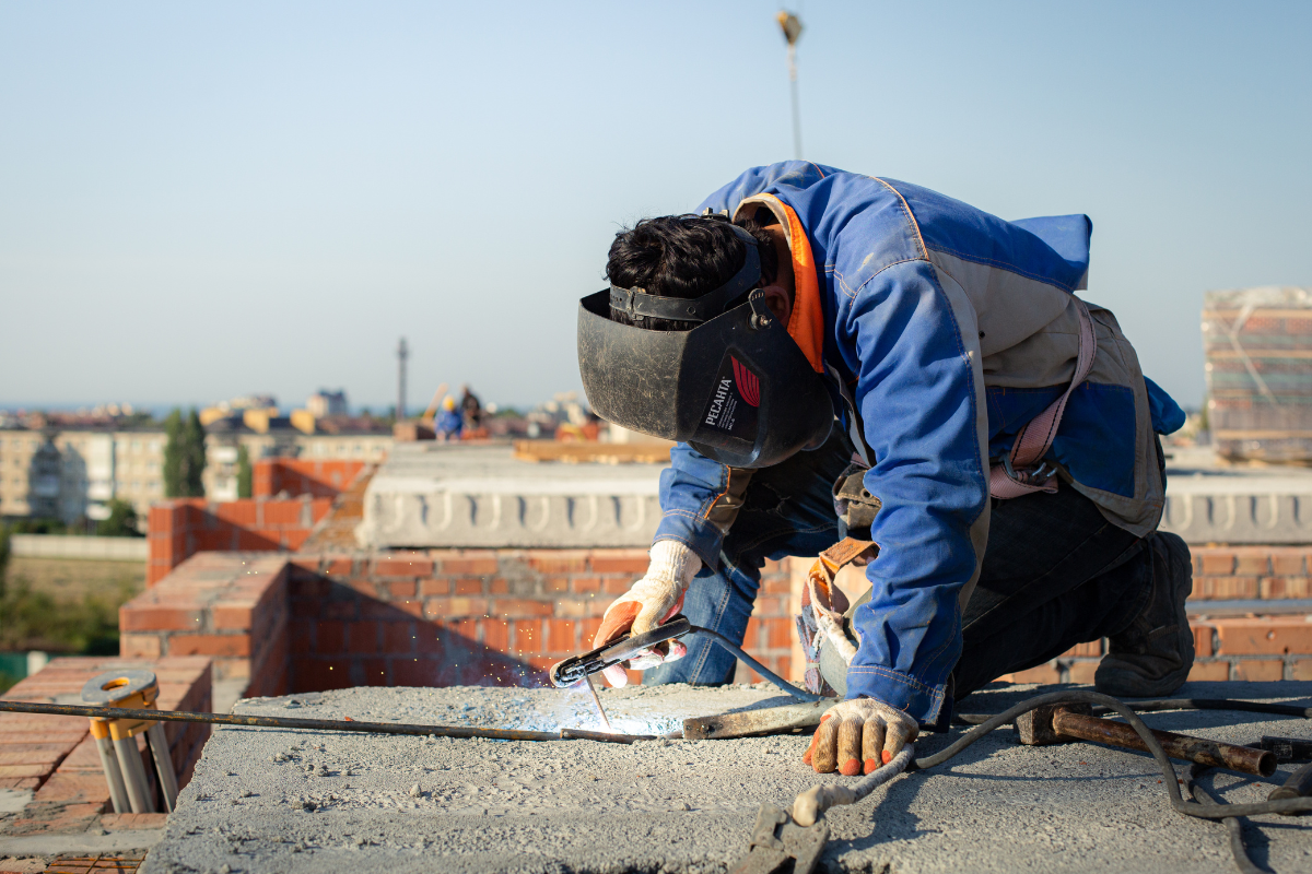 Renovation roof or exterior finishing work